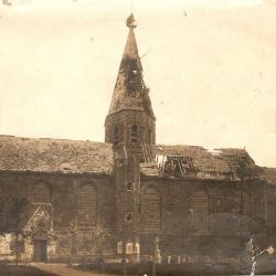 De beschoten kerk van Machelen-aan-de-Leie
