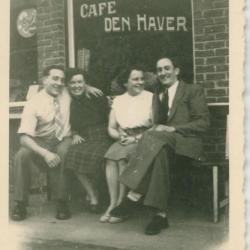 Café 'Den Haver' op de wijk Eke-Landuit