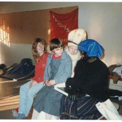 Sinterklaas op bezoek bij KSA in de meisjesschool