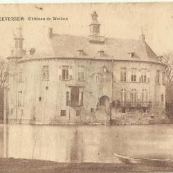De achterzijde van het kasteel van Zevergem